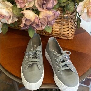Superga Gray Sneakers Classic Low-Top Design